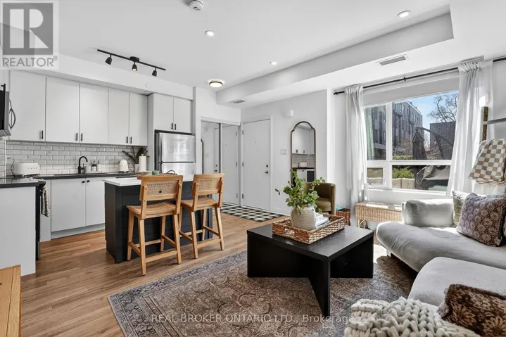 9 - 1238 CAWTHRA ROAD, Mississauga (Mineola), Ontario L5G4K7