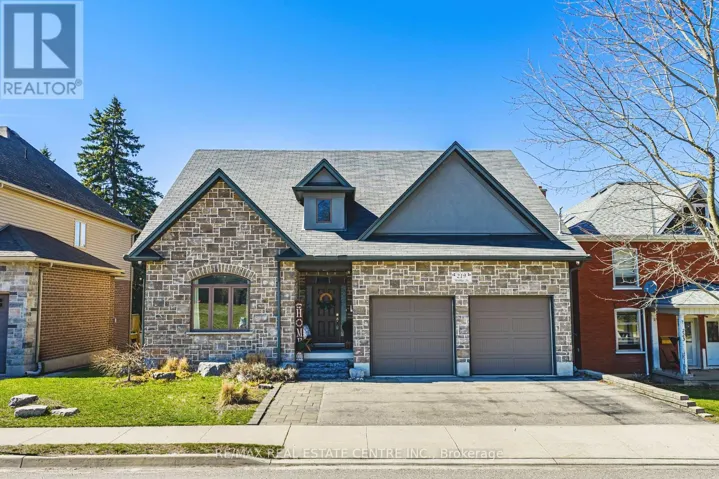 219 WALKER STREET, Cambridge, Ontario N3C2C4