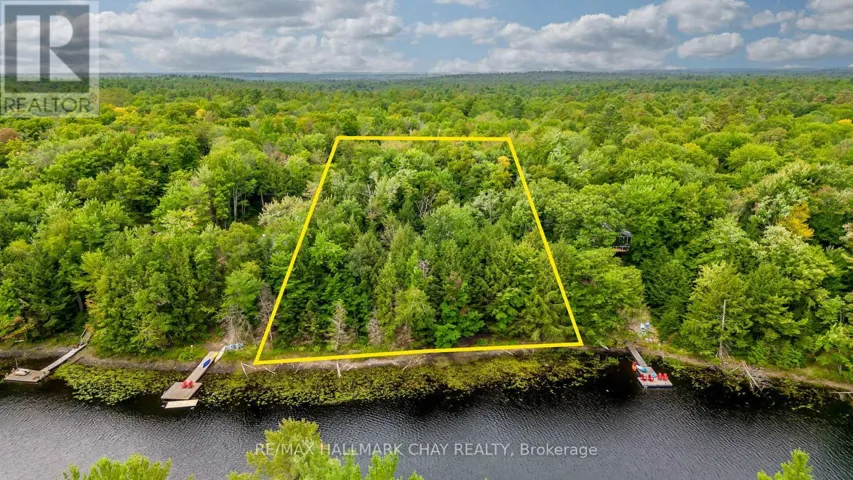 35 LITTLE LONG LAKE ROAD, Muskoka Lakes (Cardwell), Ontario P0C1J0