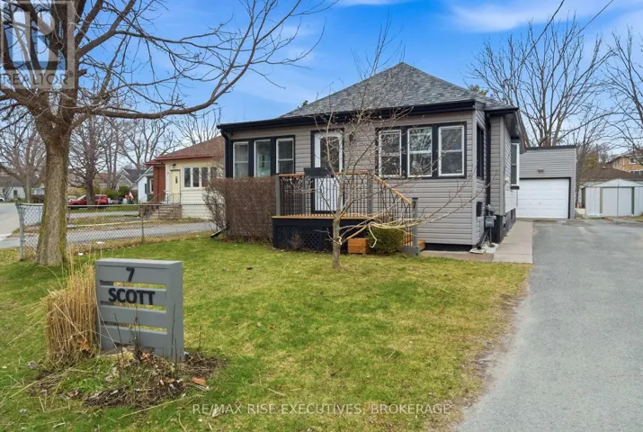 7 SCOTT STREET, Kingston (Central City East), Ontario K7L1L3