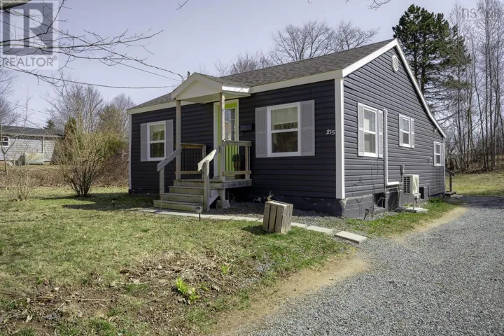 215 Oakdene Avenue, North Kentville, Nova Scotia B4N2C3