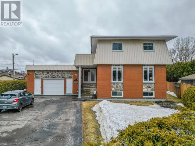 35 CHATEAU TERRACE, West Nipissing (Sturgeon Falls), Ontario P2B1X6