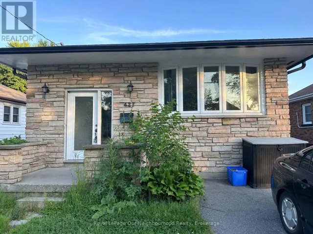 427 ADELAIDE AVENUE W, Oshawa (McLaughlin), Ontario L1J2R9