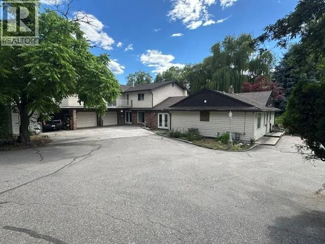 12300 Kalamalka Road, Coldstream, British Columbia V1B1M6