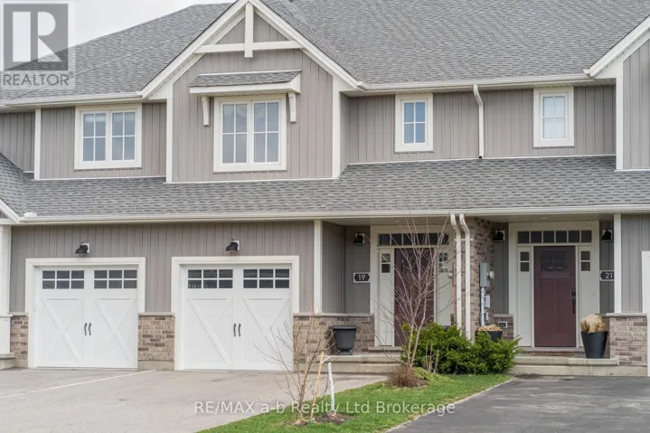 19 HUNTLEY AVENUE, Tillsonburg, Ontario N4G0J3