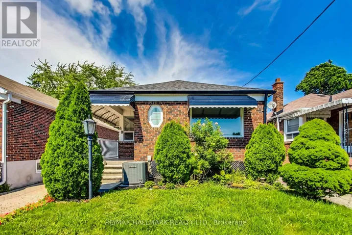 40 TIAGO AVENUE, Toronto (O'Connor-Parkview), Ontario M4B2A1