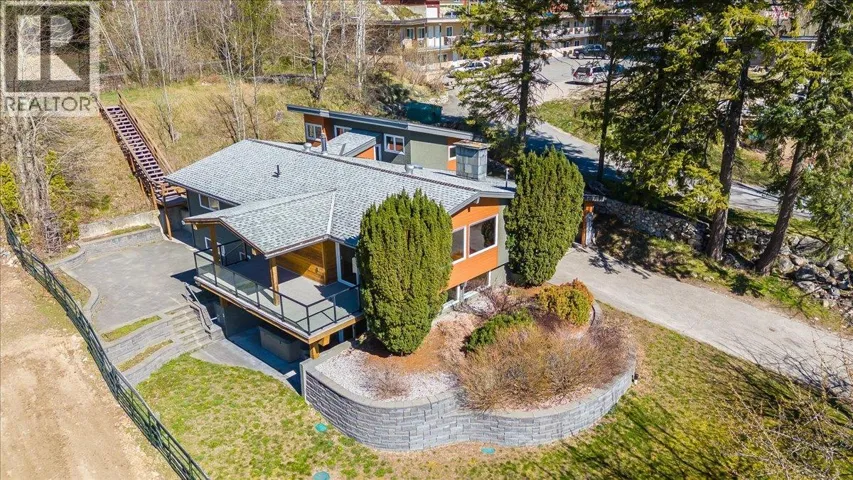 633 Jorgensen Road, Nelson, British Columbia V1L5P4