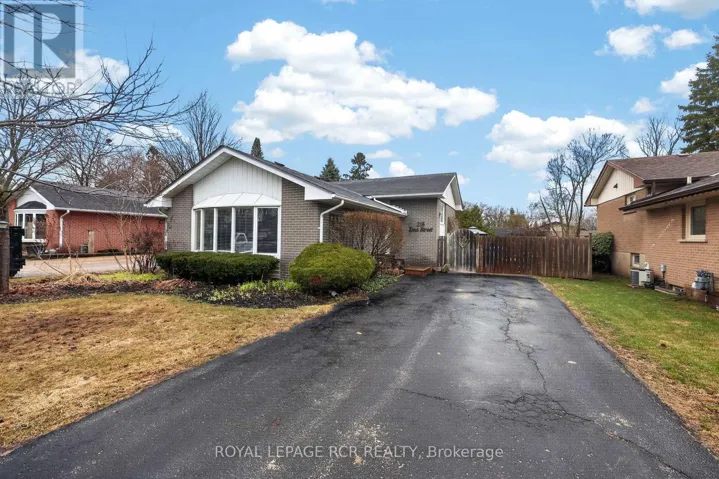 215 ZINA STREET, Orangeville, Ontario L9W1E9