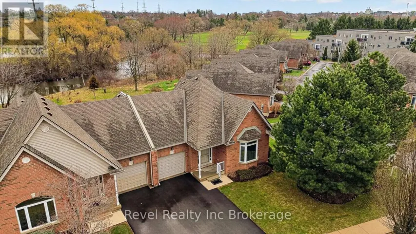 18 - 127 FERGUSON DRIVE, Woodstock (Woodstock - South), Ontario N4V1H4