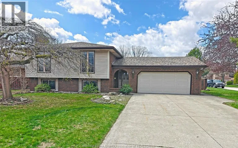 5865 NINTH, LaSalle, Ontario N9H1Y7