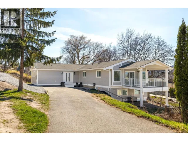 10942 Russell Road, Lake Country, British Columbia V4V1W9