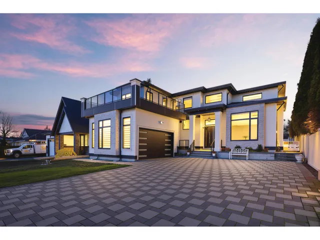 17875 59A AVENUE, Surrey, British Columbia V3S1R2