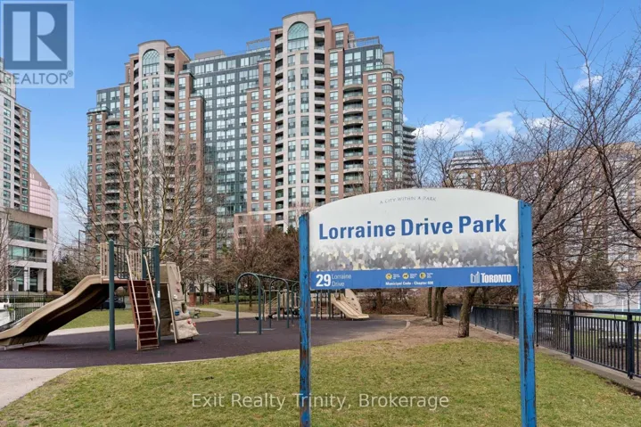 318 - 23 LORRAINE DRIVE E, Toronto (Willowdale West), Ontario M2N6Z6
