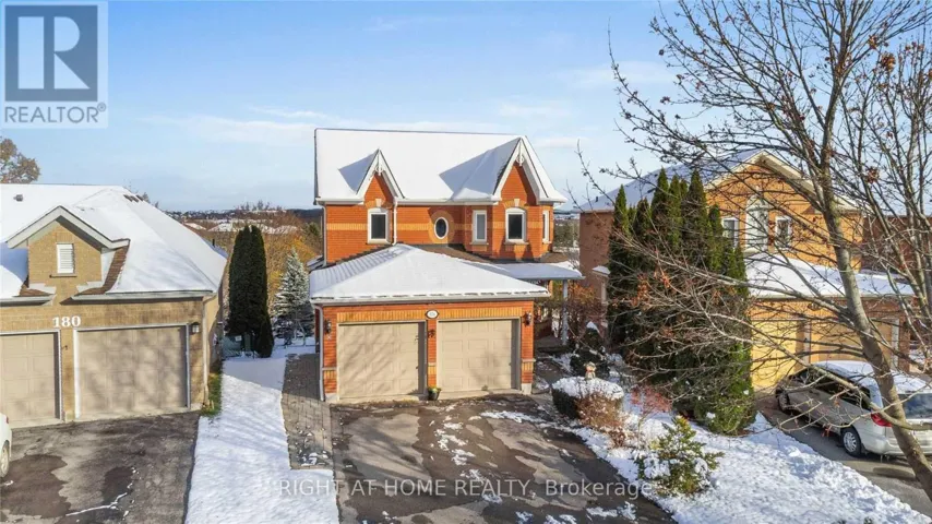 176 FOXTAIL RIDGE, Newmarket (Armitage), Ontario L3X1Z2