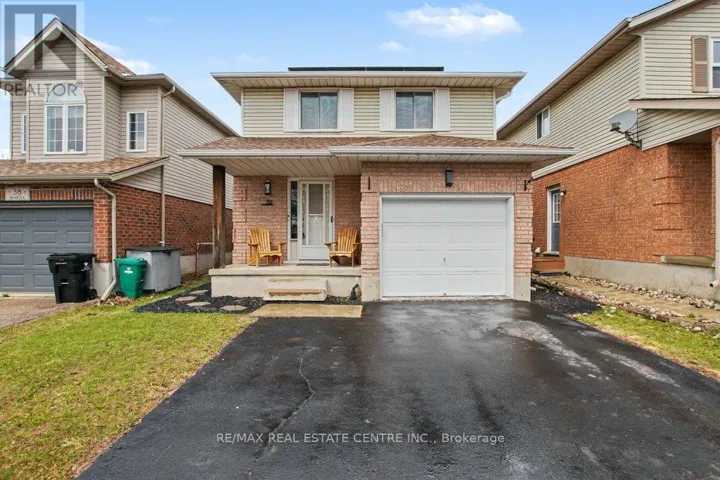 32 MARISA STREET, Kitchener, Ontario N2K3V8