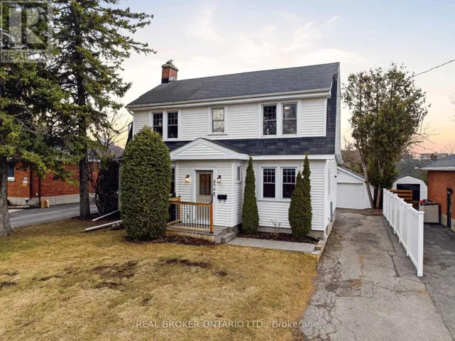 496 HARTLEIGH AVENUE, Ottawa, Ontario K2B5J6
