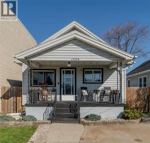 1594 Tecumseh ROAD West, Windsor, Ontario N9B1T8