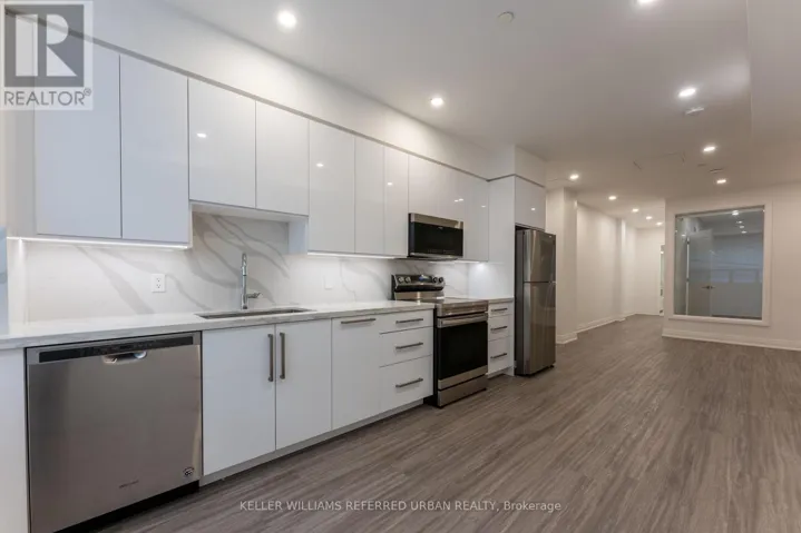 201 - 475 QUEEN STREET W, Toronto (Waterfront Communities), Ontario M5V2A9