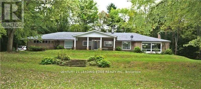 4035 AURORA ROAD, Whitchurch-Stouffville, Ontario L3Y4W1