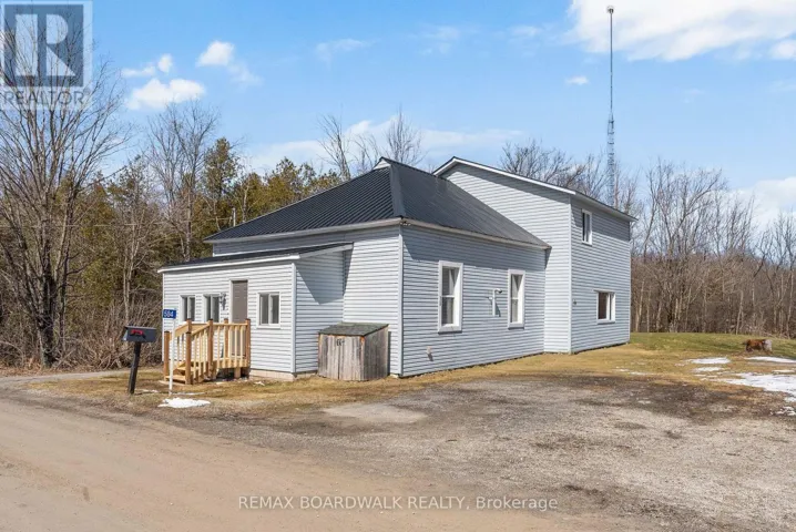 584 FORD ROAD, Montague, Ontario K7A4S4