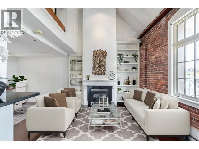 207 1811 W 16TH AVENUE, Vancouver, British Columbia V6J2M3