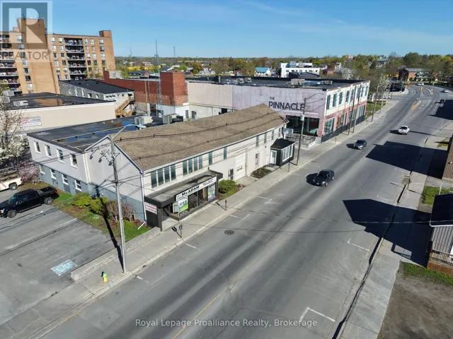 B - 354 PINNACLE STREET, Belleville (Belleville Ward), Ontario K8N3B4
