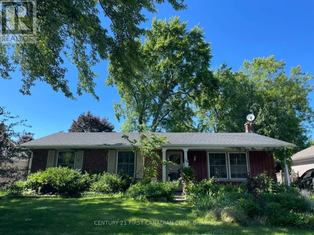 34 BENSON CRESCENT, London North (North H), Ontario N5X2B2