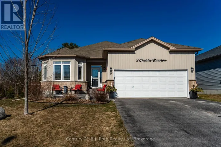 9 CHARLIE RAWSON BOULEVARD, Tay (Victoria Harbour), Ontario L0K2A0