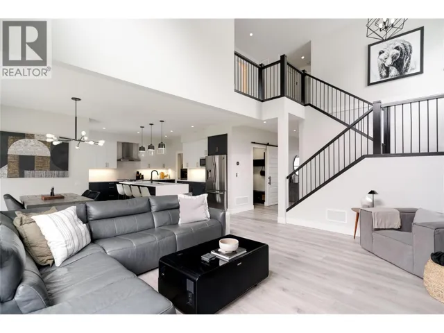 4315 Ladd Court, Kelowna, British Columbia V1W0B6