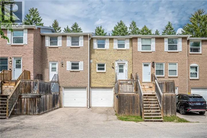 212 WESTCOURT Place, Waterloo, Ontario N2L2R7