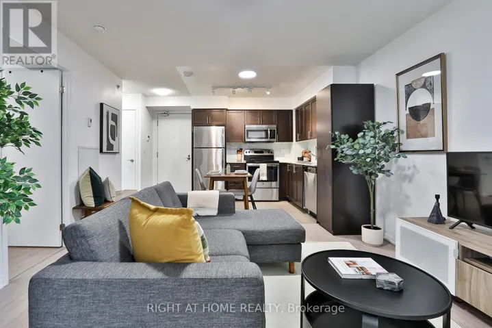 335 - 830 LAWRENCE AVENUE W, Toronto (Yorkdale-Glen Park), Ontario M6A0B6