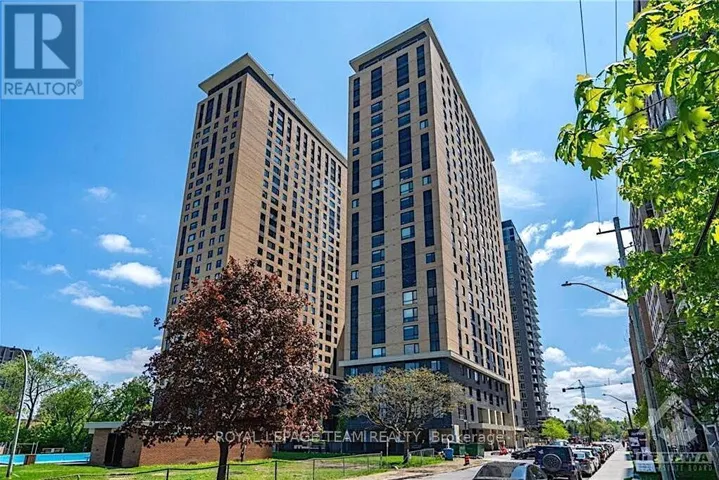 703 - 105 CHAMPAGNE STREET S, Ottawa, Ontario K1S5E5