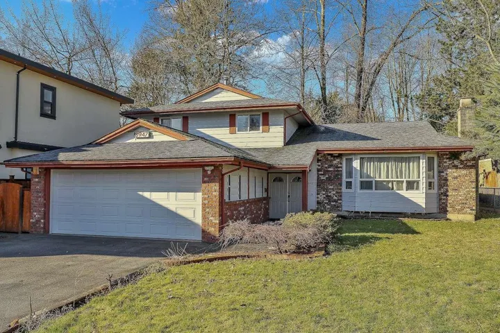 8947 URSUS CRESCENT, Surrey, British Columbia V3V6L3