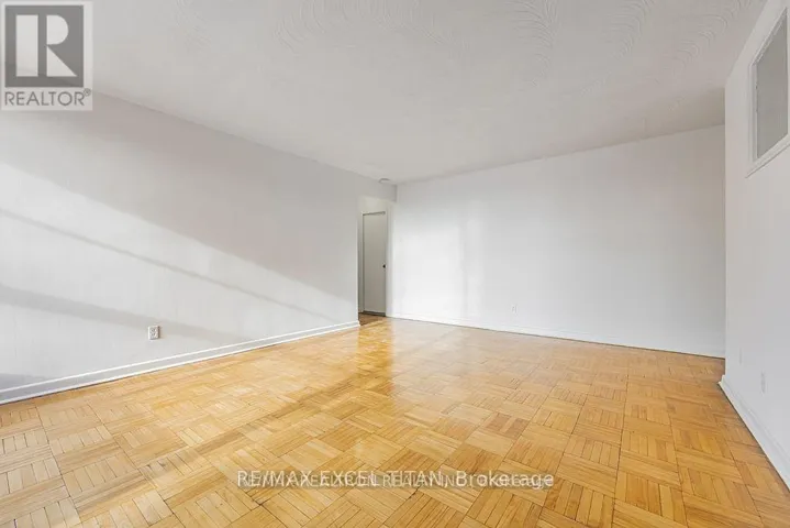 401 - 165 COSBURN AVENUE, Toronto (Danforth Village-East York), Ontario M4J2L3