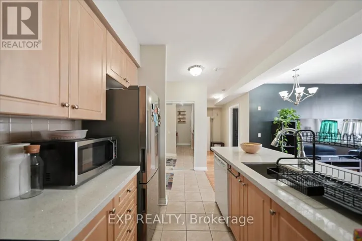 519 - 1415 LAWRENCE AVENUE W, Toronto (Brookhaven-Amesbury), Ontario M6L1A9