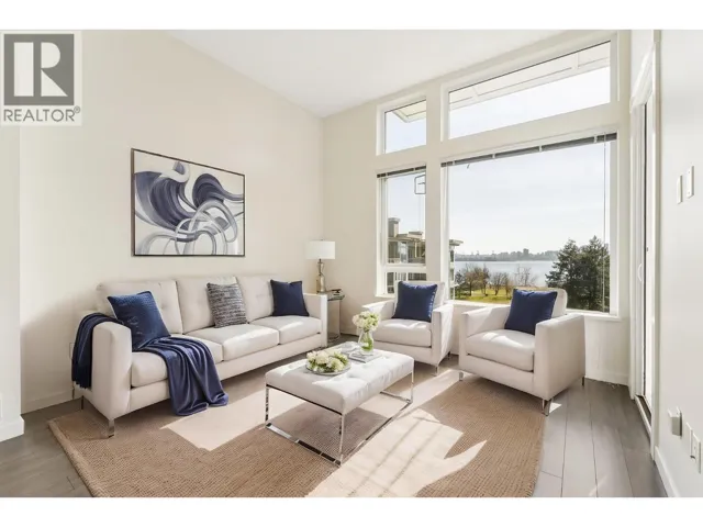 502 255 W 1ST STREET, North Vancouver, British Columbia V7M3G8