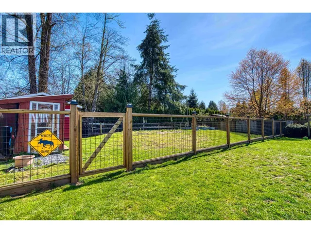 12082 261 STREET, Maple Ridge, British Columbia V2W2A6