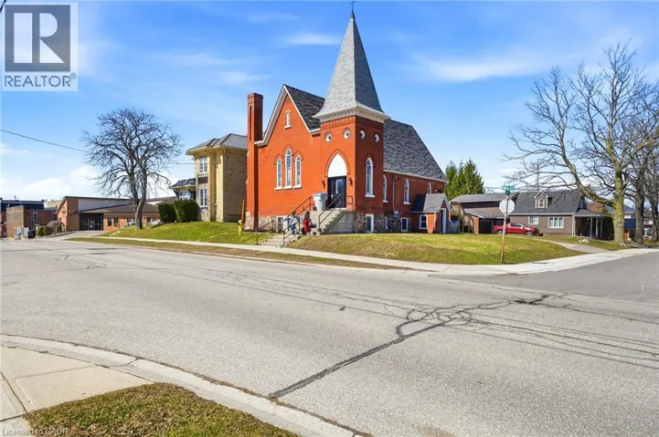 20 MILL Street E, Milverton, Ontario N0K1M0