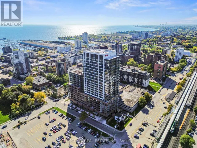 813 - 28 ANN STREET, Mississauga (Port Credit), Ontario L5G0E1