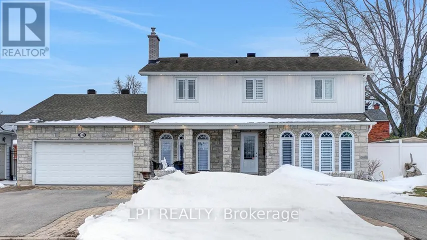 624 PLEASANT PARK ROAD, Ottawa, Ontario K1H5N5