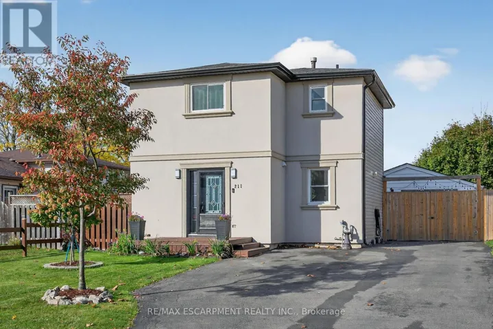 211 BIRCHCLIFFE CRESCENT, Hamilton (Berrisfield), Ontario L8T4L1