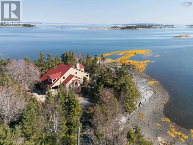 181 Pine Drive, Heckmans Island, Nova Scotia B0J2C0