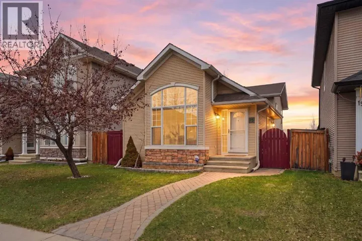15 Cranberry Square SE, Calgary, Alberta T3M1J4