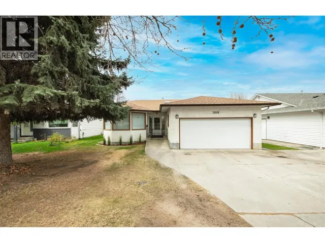 2640 Gordon Drive, Kelowna, British Columbia V1W3R2