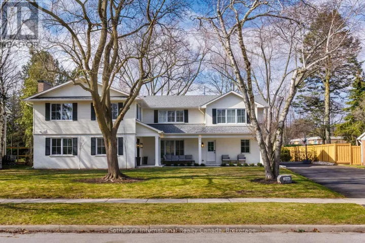 246 CAIRNCROFT ROAD, Oakville (MO Morrison), Ontario L6J4M3