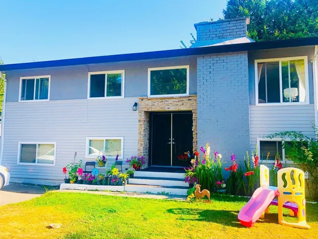 12472 100 AVENUE, Surrey, British Columbia V3V2X5