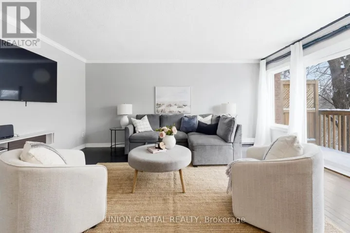 317 MILESTONE CRESCENT, Aurora (Aurora Village), Ontario L4G3M2