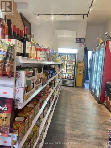 2739 DUNDAS STREET W, Toronto (Junction Area), Ontario M6P1Y1