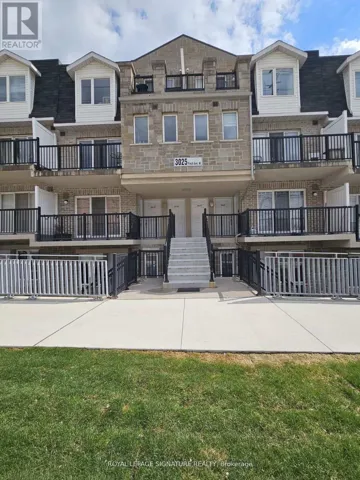 2033 - 3025 FINCH AVENUE W, Toronto (Humbermede), Ontario M9M0A2