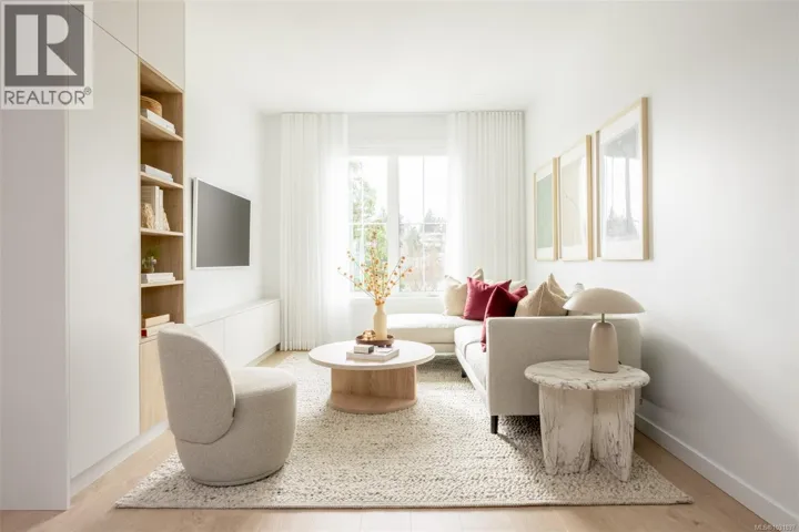 TH7 630 Gorge Rd W, Saanich, British Columbia V9A1N5